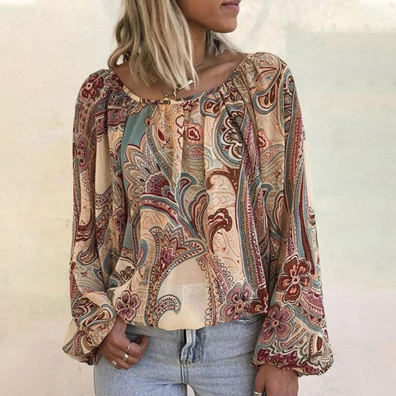 Bohemian blouse with printed sleeves and lanterns