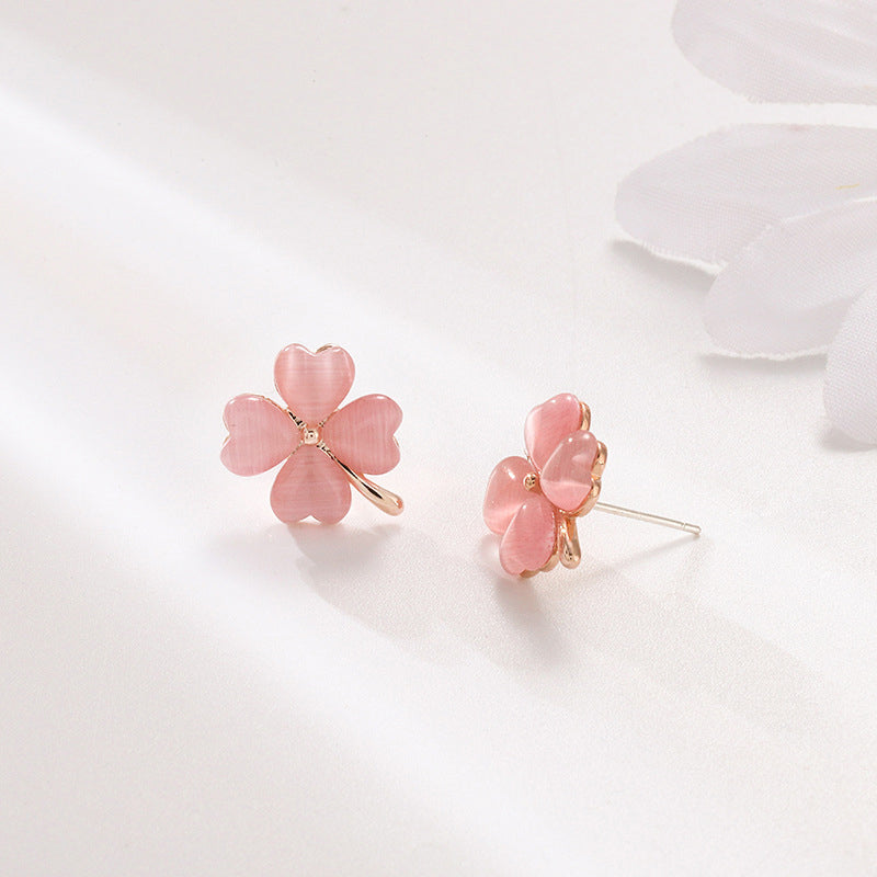 Heart-shaped Opal Lucky Four-leaf Clover Earrings