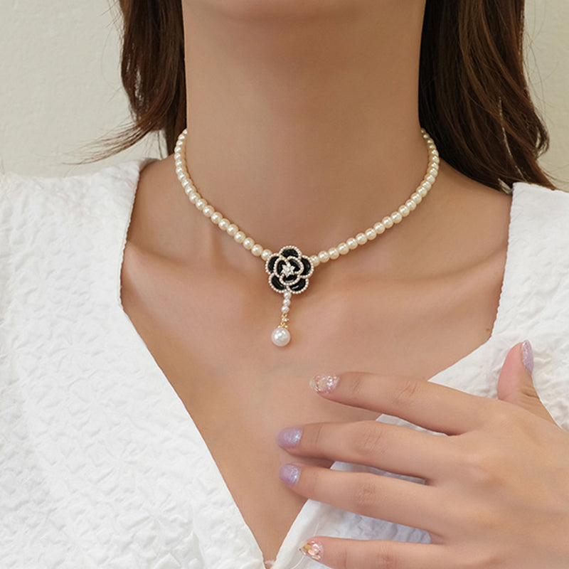 Elegant Pearl Camellia Necklace