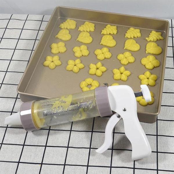 Lovely Cookies Press Cutter Set