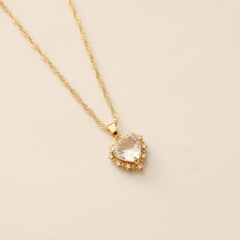 Zircon Heart Necklace Full of Diamonds